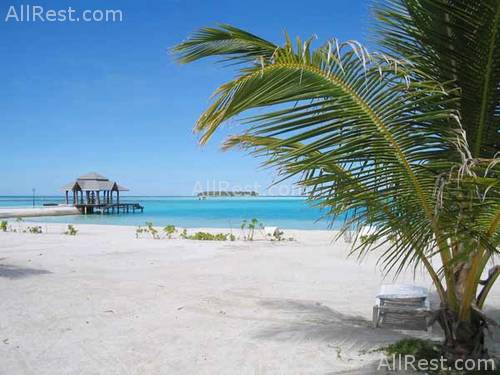 Komandoo Island Resort 14